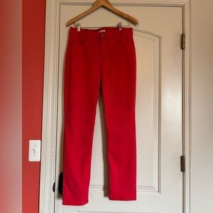KATE AND SAM Women’s Vibrant Red/Pink Straight-Leg Jeans. Stretch Waist. Size 10